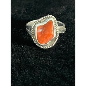 VTG Artisan Sterling Silver Coral Ring Size 7 Navajo Style Rope Bezel Southwest